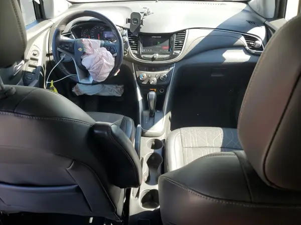 KL7CJLSBXLB016691 2020 CHEVROLET TRAX - Image 8