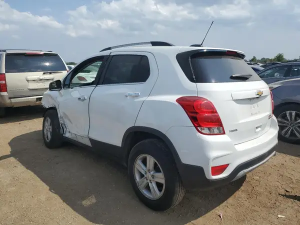 KL7CJLSBXLB018330 2020 CHEVROLET TRAX - Image 2
