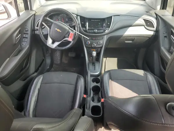 KL7CJLSBXLB018330 2020 CHEVROLET TRAX - Image 8