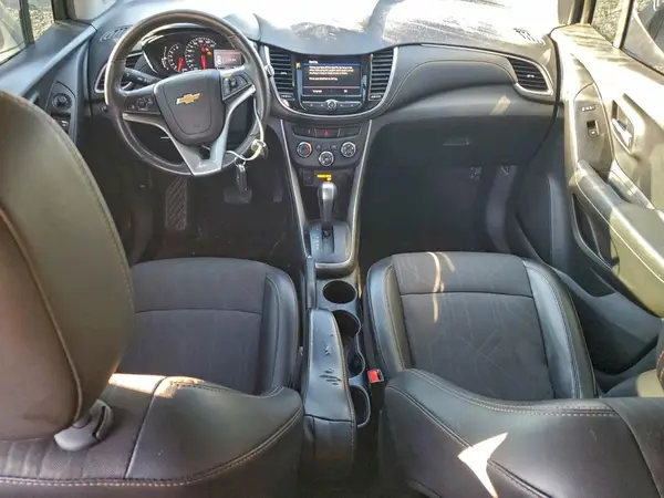 KL7CJLSBXLB023298 2020 CHEVROLET TRAX - Image 8