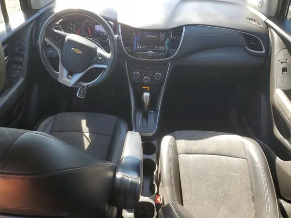 KL7CJLSBXLB027335 2020 CHEVROLET TRAX - Image 8