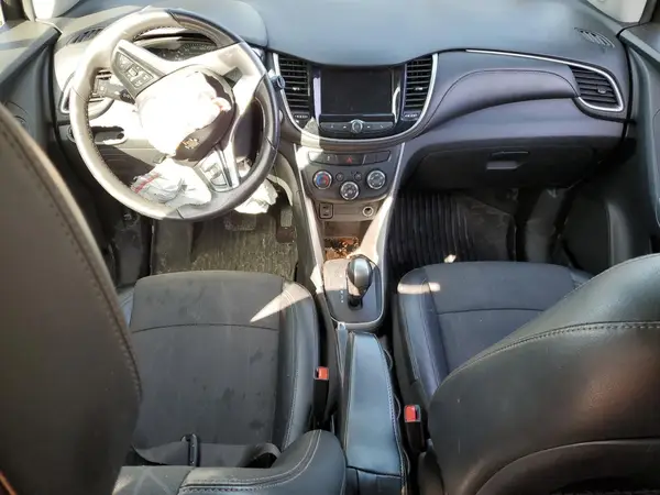 KL7CJLSBXLB037279 2020 CHEVROLET TRAX - Image 8