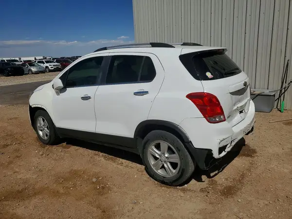 KL7CJLSBXLB048430 2020 CHEVROLET TRAX - Image 2