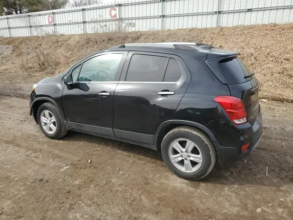 KL7CJLSBXLB050579 2020 CHEVROLET TRAX - Image 2