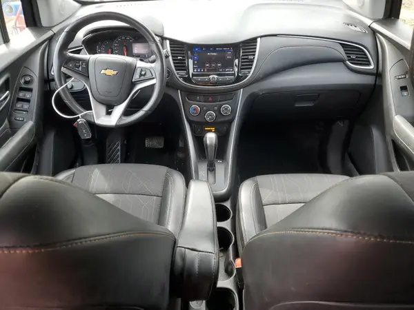 KL7CJLSBXLB050579 2020 CHEVROLET TRAX - Image 8