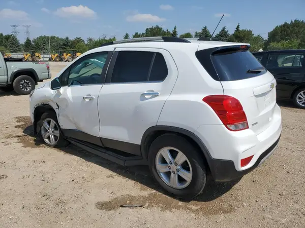 KL7CJLSBXLB063672 2020 CHEVROLET TRAX - Image 2