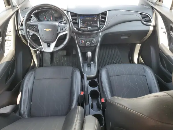 KL7CJLSBXLB063672 2020 CHEVROLET TRAX - Image 8