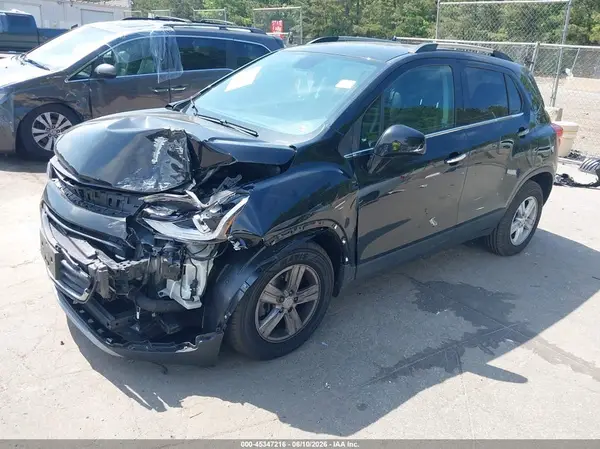 KL7CJLSBXLB091634 2020 CHEVROLET TRAX - Image 2
