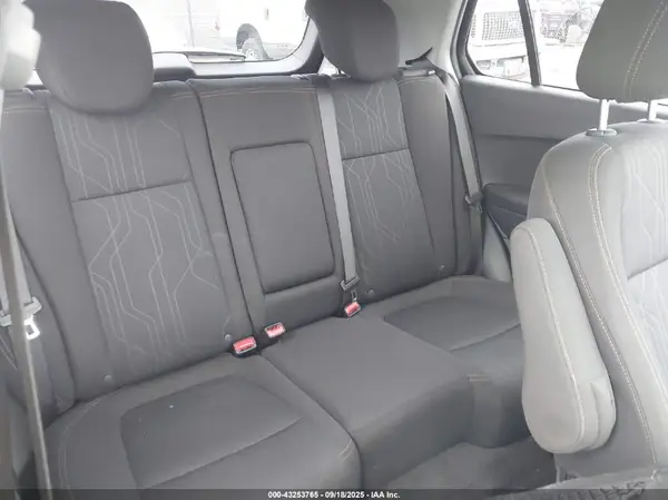 KL7CJLSBXLB314318 2020 CHEVROLET TRAX - Image 8