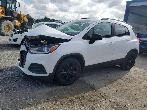 KL7CJLSBXLB323388 2020 CHEVROLET TRAX - Image 1