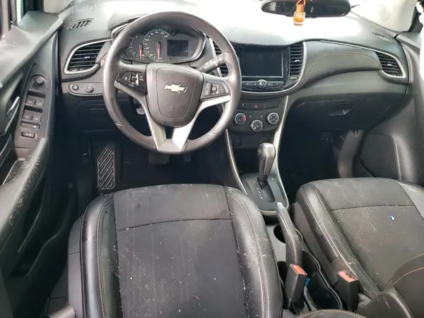 KL7CJLSBXLB329160 2020 CHEVROLET TRAX - Image 8