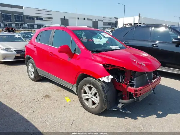 KL7CJLSBXLB339316 2020 CHEVROLET TRAX - Image 1