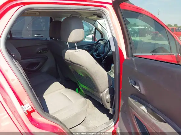 KL7CJLSBXLB339316 2020 CHEVROLET TRAX - Image 8