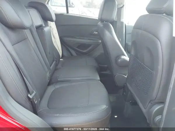 KL7CJLSBXLB340563 2020 CHEVROLET TRAX - Image 8