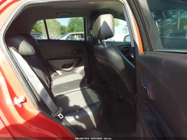 KL7CJLSBXLB341440 2020 CHEVROLET TRAX - Image 8