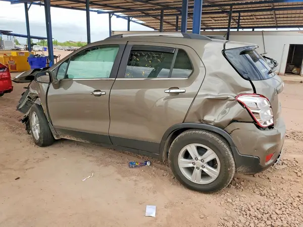 KL7CJLSBXLB345584 2020 CHEVROLET TRAX - Image 2