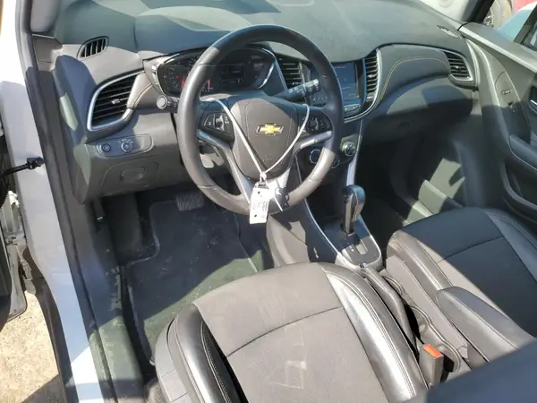 KL7CJLSBXMB303658 2021 CHEVROLET TRAX - Image 8