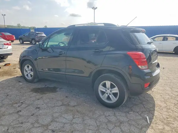 KL7CJLSBXMB308309 2021 CHEVROLET TRAX - Image 2