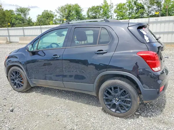 KL7CJLSBXMB309928 2021 CHEVROLET TRAX - Image 2
