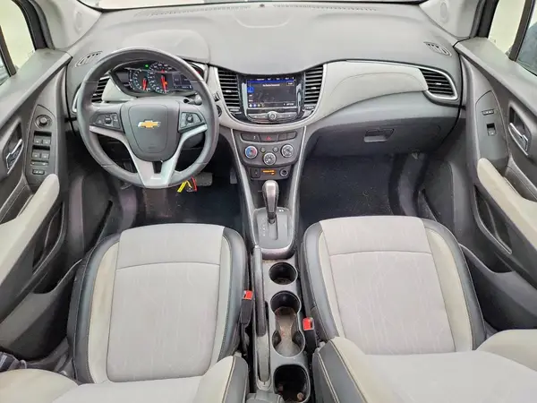 KL7CJLSBXMB314885 2021 CHEVROLET TRAX - Image 8