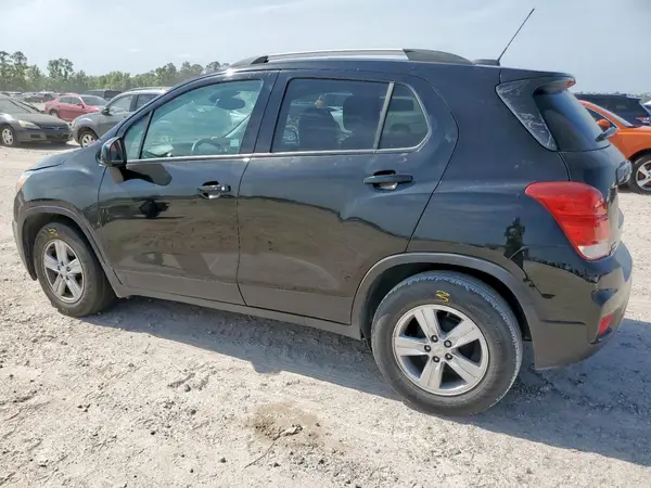 KL7CJLSBXMB315065 2021 CHEVROLET TRAX - Image 2