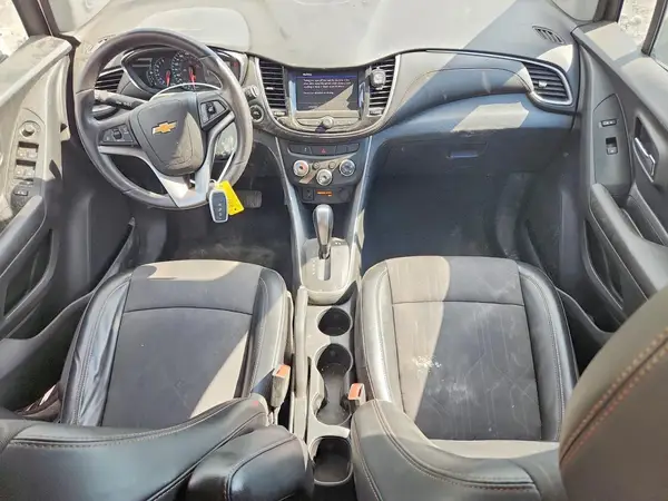 KL7CJLSBXMB317804 2021 CHEVROLET TRAX - Image 8