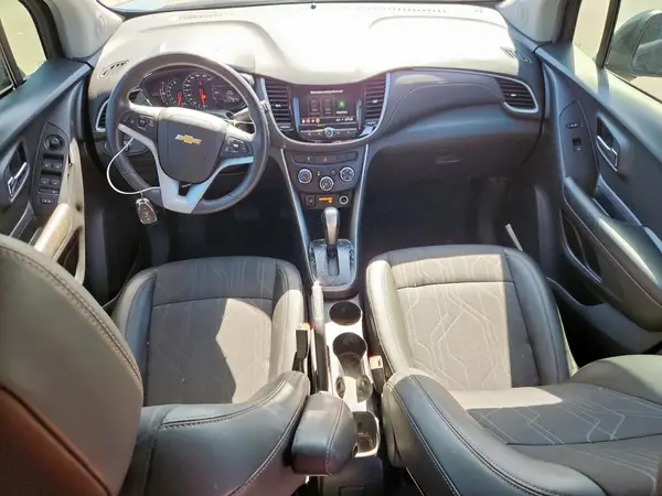KL7CJLSBXMB320069 2021 CHEVROLET TRAX - Image 8