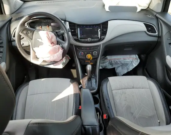 KL7CJLSBXMB322646 2021 CHEVROLET TRAX - Image 8