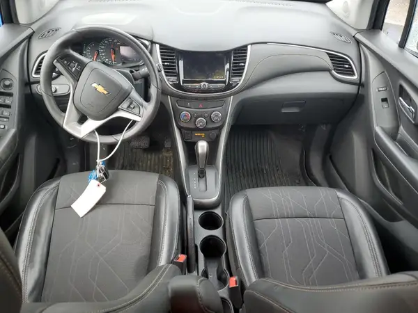 KL7CJLSBXMB327801 2021 CHEVROLET TRAX - Image 8