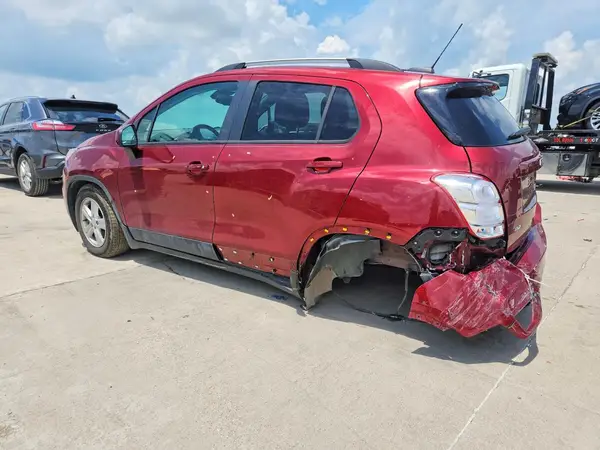 KL7CJLSBXMB331539 2021 CHEVROLET TRAX - Image 2