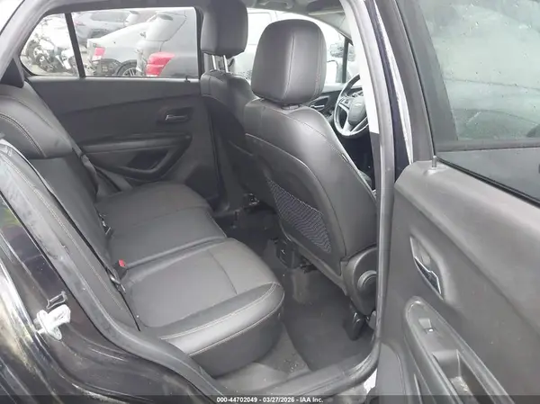 KL7CJLSBXMB337860 2021 CHEVROLET TRAX - Image 8