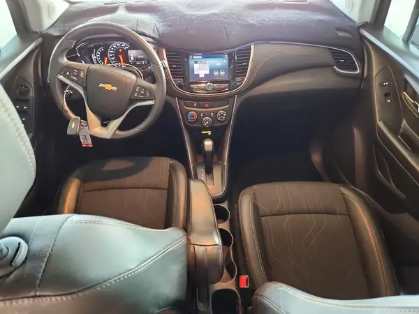 KL7CJLSBXMB352097 2021 CHEVROLET TRAX - Image 8