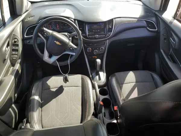 KL7CJLSBXMB358398 2021 CHEVROLET TRAX - Image 8