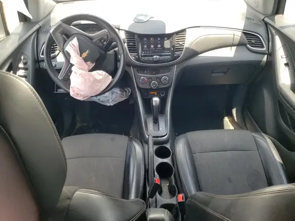 KL7CJLSM0MB367872 2021 CHEVROLET TRAX - Image 8