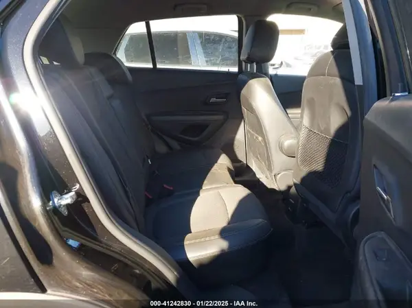 KL7CJLSM0MB376829 2021 CHEVROLET TRAX - Image 8