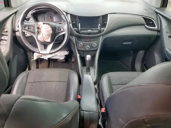 KL7CJLSM0NB501300 2022 CHEVROLET TRAX - Image 8