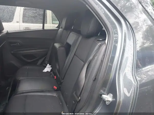 KL7CJLSM1MB363555 2021 CHEVROLET TRAX - Image 8
