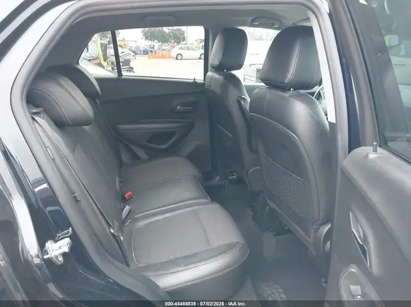 KL7CJLSM1MB376497 2021 CHEVROLET TRAX - Image 8
