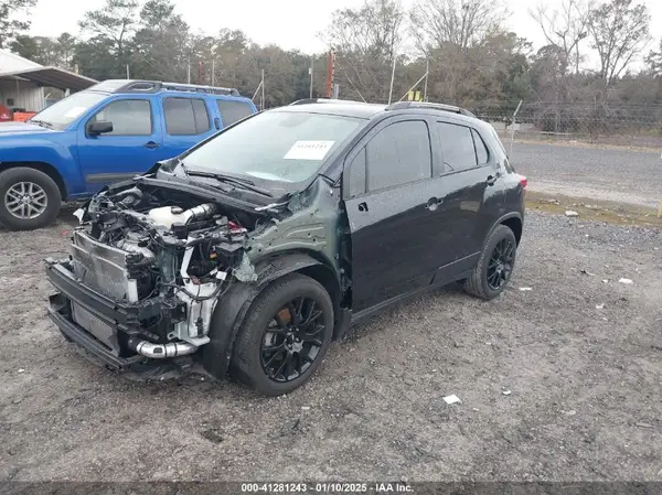 KL7CJLSM1NB513245 2022 CHEVROLET TRAX - Image 2