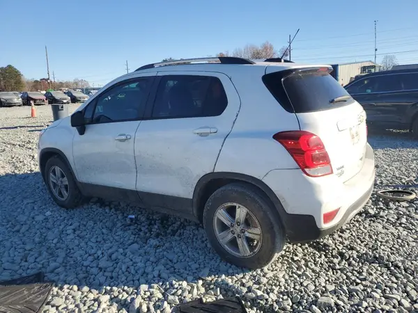 KL7CJLSM1NB562672 2022 CHEVROLET TRAX - Image 2