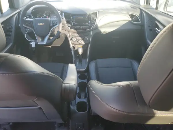 KL7CJLSM1NB562672 2022 CHEVROLET TRAX - Image 8