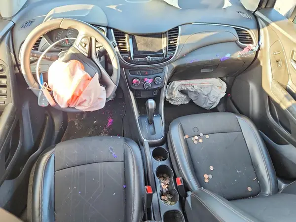 KL7CJLSM1NB563871 2022 CHEVROLET TRAX - Image 8
