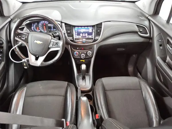 KL7CJLSM2MB374452 2021 CHEVROLET TRAX - Image 8