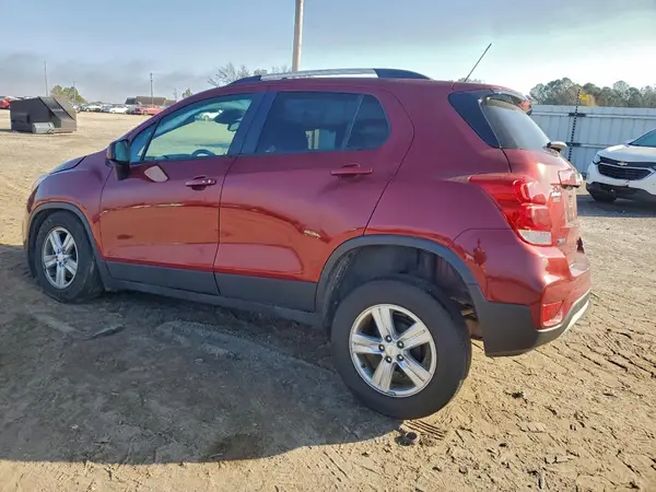 KL7CJLSM2NB513237 2022 CHEVROLET TRAX - Image 2