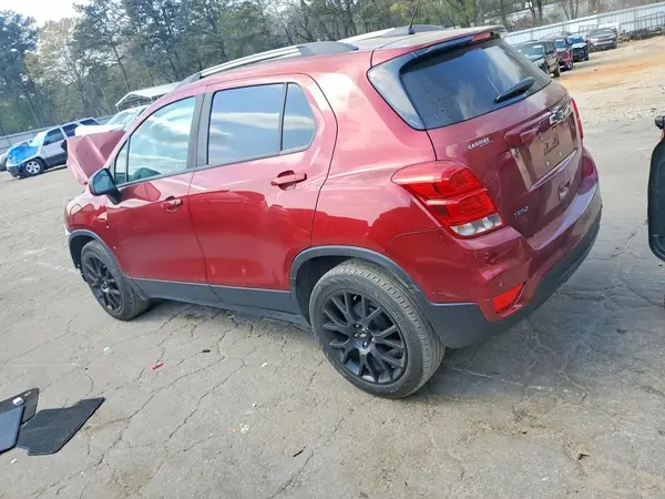 KL7CJLSM2NB513996 2022 CHEVROLET TRAX - Image 2