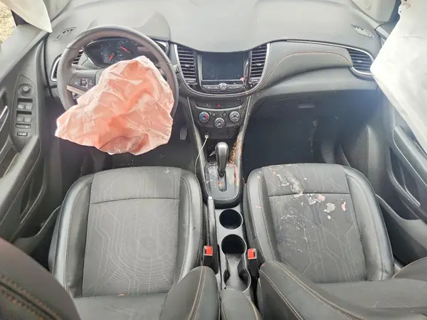 KL7CJLSM2NB513996 2022 CHEVROLET TRAX - Image 8