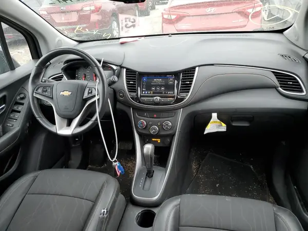 KL7CJLSM3NB547767 2022 CHEVROLET TRAX - Image 8