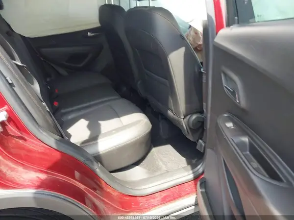 KL7CJLSM3NB569364 2022 CHEVROLET TRAX - Image 8
