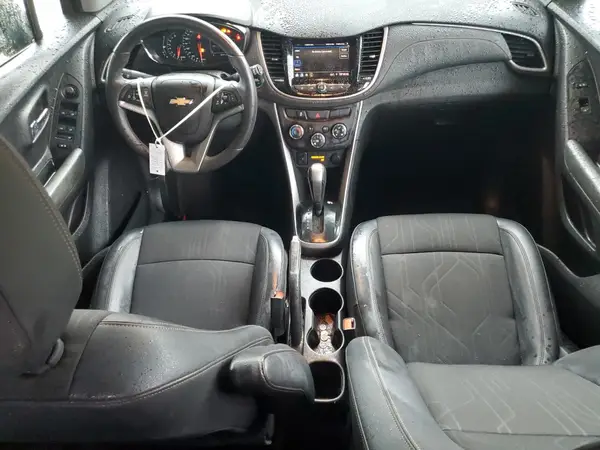 KL7CJLSM4NB559670 2022 CHEVROLET TRAX - Image 8