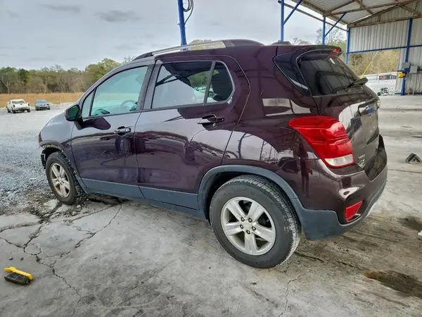 KL7CJLSM5MB364286 2021 CHEVROLET TRAX - Image 2